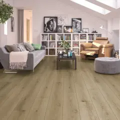 Podłogi laminowane czy winylowe? Wybierz idealną dla siebie!
