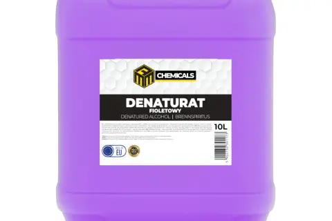 Fioletowy denaturat w 10-litrowym kanistrze, produkt do czyszczenia i dezynfekcji.