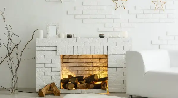 Zrób atrapę kominka: Poradnik DIY krok po kroku bez pozwoleń
